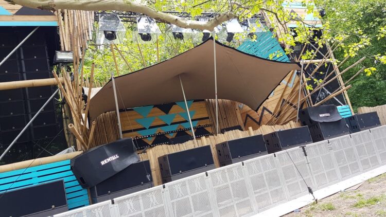 Alphatentevent-festival-festivaltent-podium-stage-stretchtent 5x7,5 meter-podium overkapping